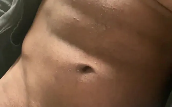 Wesley Fudedor: Wesley Ventura Checking His Shape