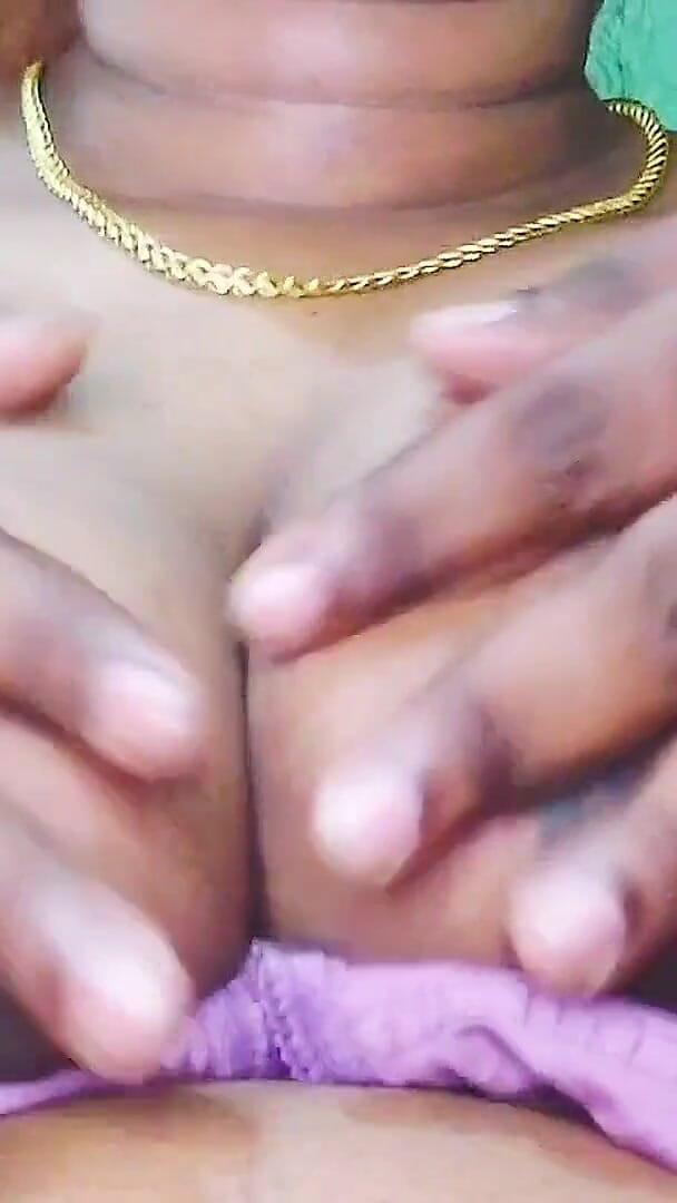 Desi Mohini: Chodil(a) do školy Girlfriend's House and Had Hardcore Sex with Her