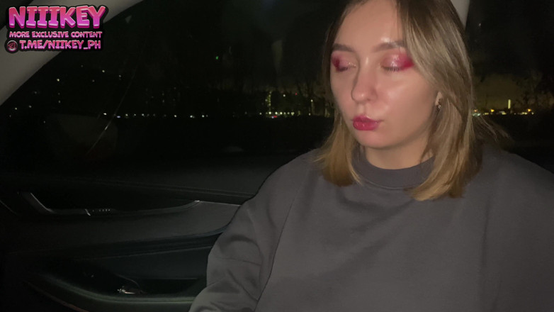 niiikey: First Tinder Date Ends with Sex in Car! She Allowed...