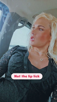 Hot Tranny Smoking Fetish