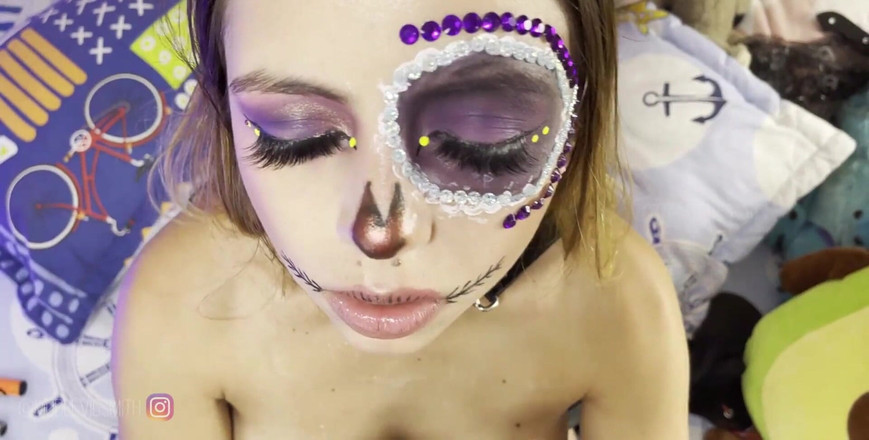 Victoria Smith TV: 후장 스팽킹과 귀여운 POV 오럴