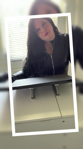 Maitresse Clara: 召见克拉拉夫人办公室