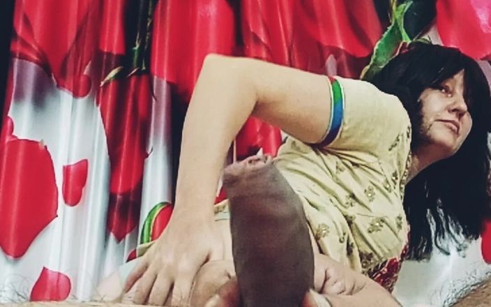 Bolly Karma: Cewek nakal di malam hari