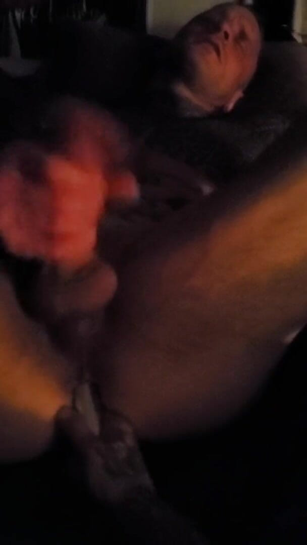 JennieLynn: Submissive ass eating adventure with Bee Rod