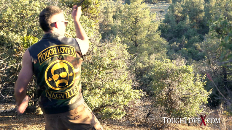 ToughLoveX: Toughlovex - Emma Hix gaat de Toughlove-uitdaging aan