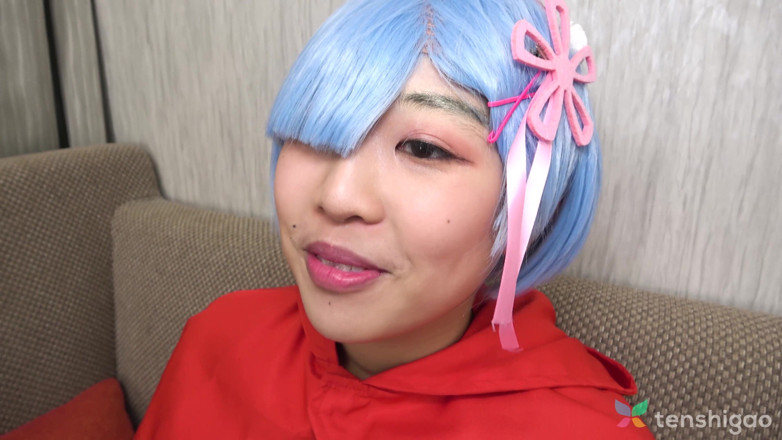Tenshigao: Riho Machida är i sin animekostym när hon besöker oss idag