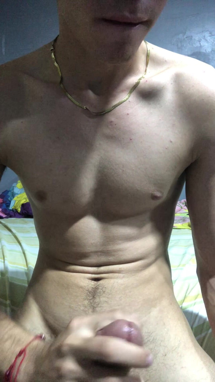 krisbadboy: Mi sono alzato con un cazzo duro