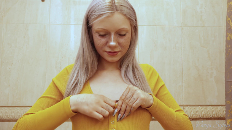 Vasya Sylvia: Spaß im Badezimmer!