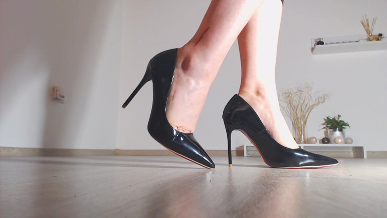 LegsOnHeels: Мої ноги на підборах, ходячи з благодаттю