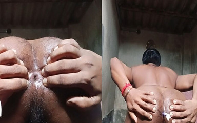 Tpop: Indická desi hetero gay šukání prdele velký černý zadek šukání v koupelně