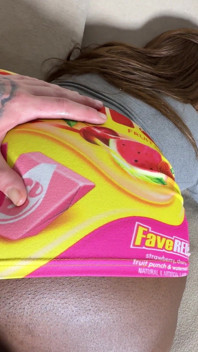 Ich wurde gefickt und durch meine engen starBurst shorts vollgespritzt