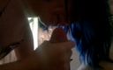 Luckys Charms Playhouse: Heißes blauhaariges schätzchen genießt das sperma ihres freundes (zeitlupen-video)