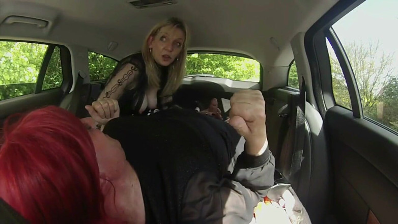 Movies by Louise: Buckinghamshire crossdresser in a Shaguar
