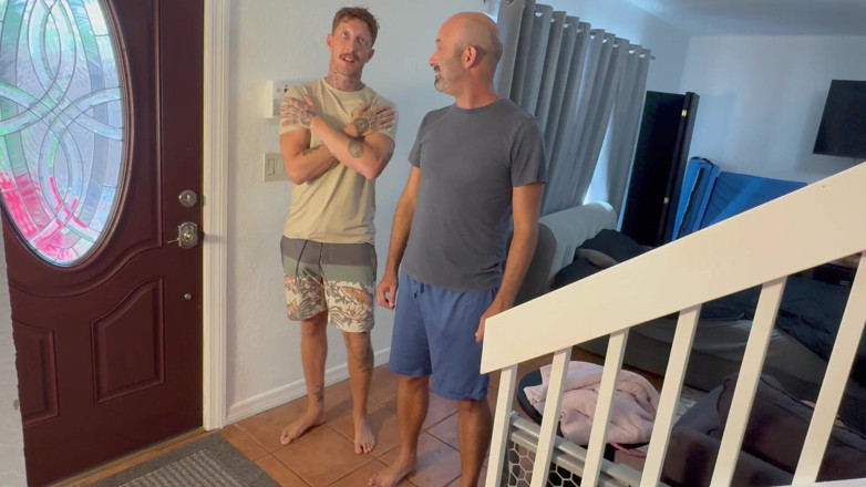 Island Boy Vids: Stranded Melanie Hicks in Between Two Cocks