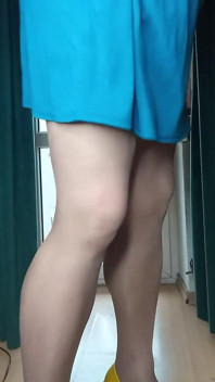 Mini vestido e salto alto