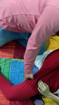 Desi-meisje Priya stiefzus compilatie met Hindi-audio