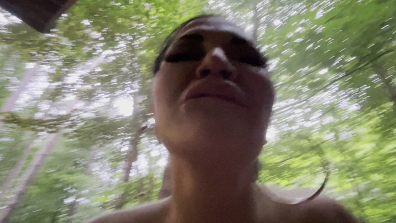 Jasmine Jae: Whirlpool-fick im freien