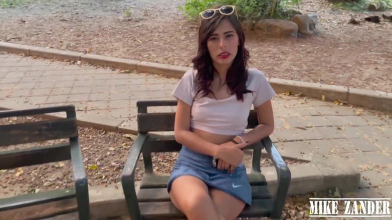MIKEZANDER01: Knullade med en läcker tonårsflicka av Medellin