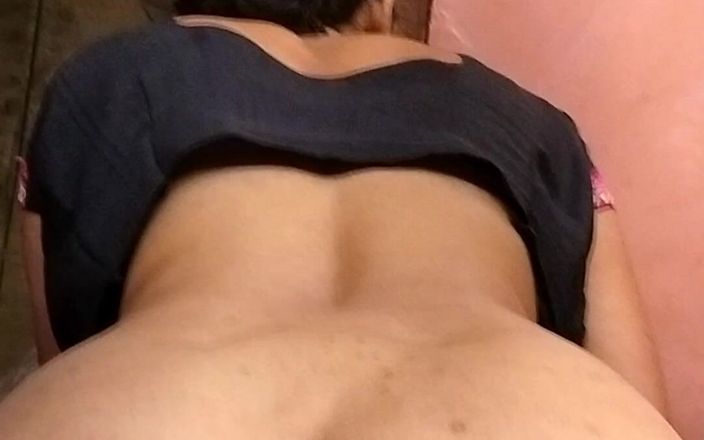 Madhu: Bhabhi Enjoying