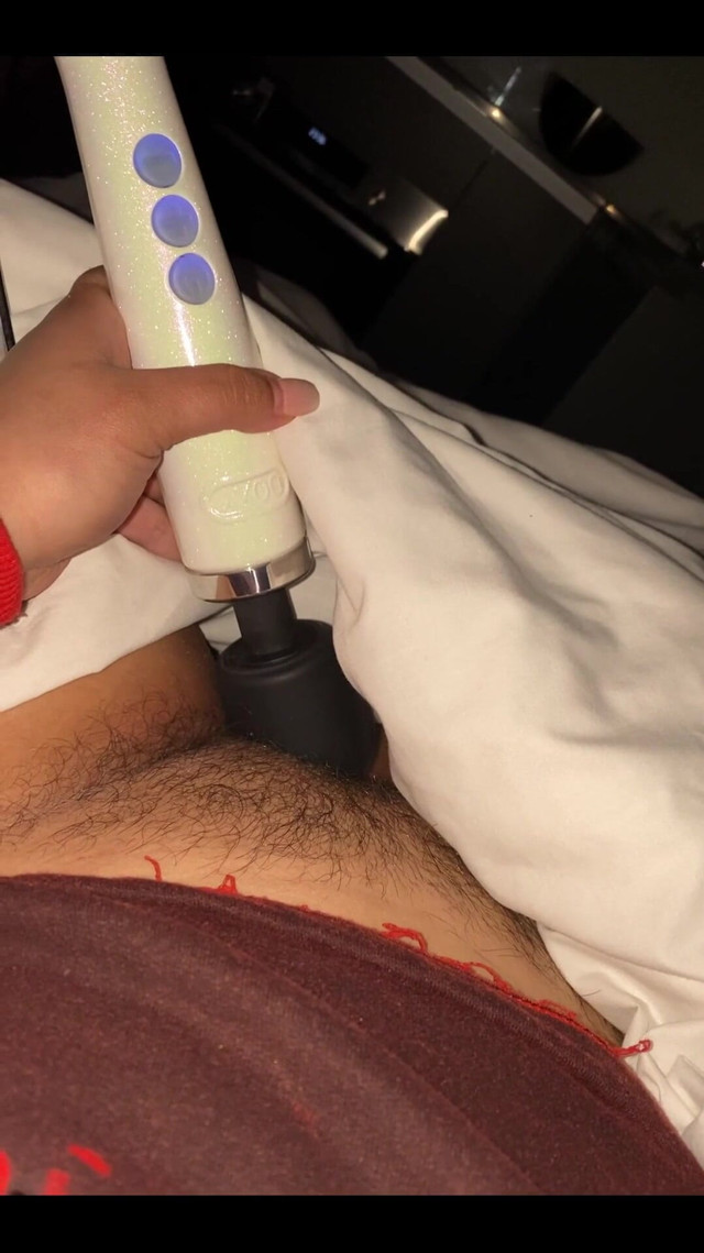 Good Morning with a Hitachi (Anastasia Lux) Good Morning with a Hitachi (Anastasia Lux)