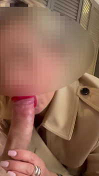Mari Regarde Sa Femme Sucer Et Se Faire Baiser Dans Un Hotel