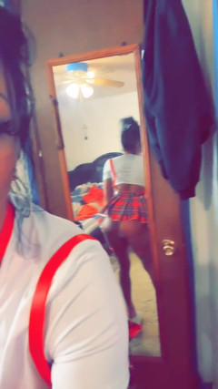 Krystal Petite Treat: Lil 挑逗者婊子