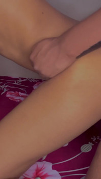 Jag tyckte om att titta Bhabhis stora röv och ren fitta