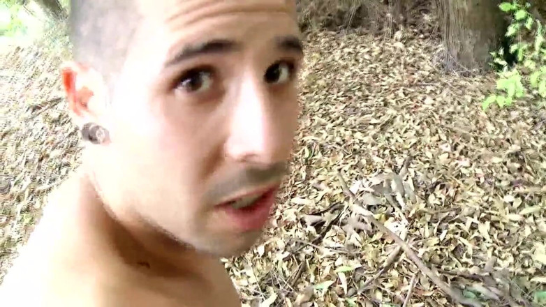 Real Anal Stories: Venkovní anální třesk pro brunetku v autě