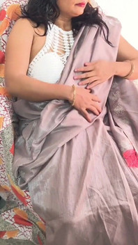 สาวอินเดียนมใหญ่สุดฮอตเย็ดโรแมนติกสุดฮอตกับ devar ตัวผอมและน้ําแตกใส่หน้า