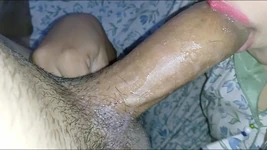 भारतीय प्रेमिका मुंह में वीर्य थ्रोबिंग लंड चुसाई "मेरी युवा प्रेमिका से क्लोज अप लंड चुसाई