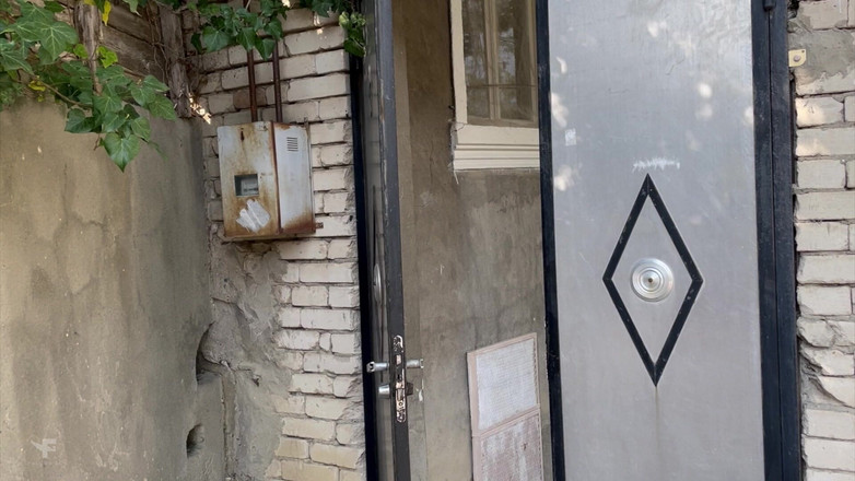 Falcon Al: Kurýr doručil neobvyklý balíček a přistihl twinka při análním sexu,...