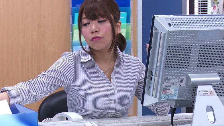 Caribbeancom: เลขาสาวเอเชียโดนบอสทั้งคณะเย็ด