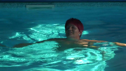 Anna Devot: Anndevot - Naked swim in the pool