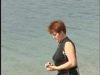 Lucky Cooch: Short hair mature at the outdoors interview