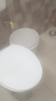 Desi Bhabhi Nude Bath in Washroom - Big Boobs Washing Fun