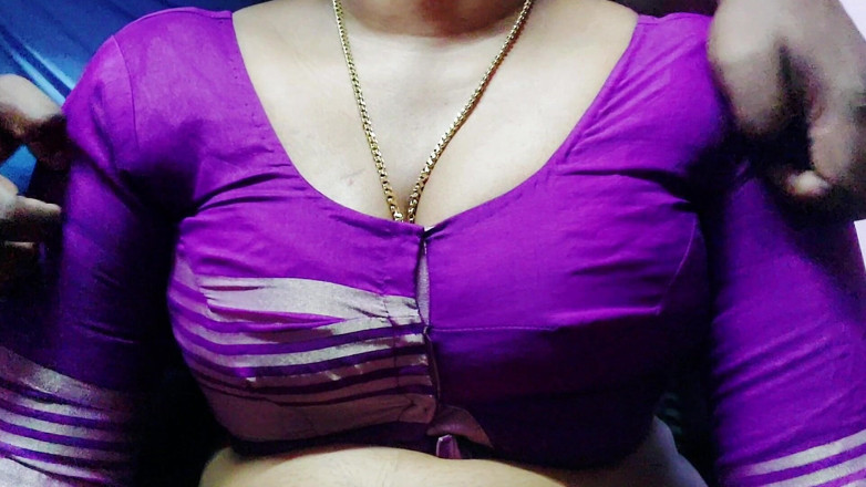 Desi Mohini: Desi grandi tette