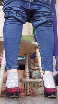 Hump in Heels dan Jeans