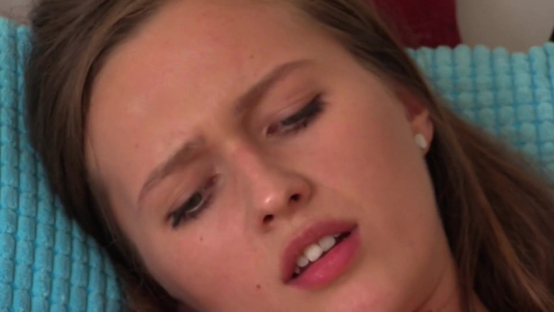 Cryptostudios: Innocent teen girl try the vibrator for the firs time...