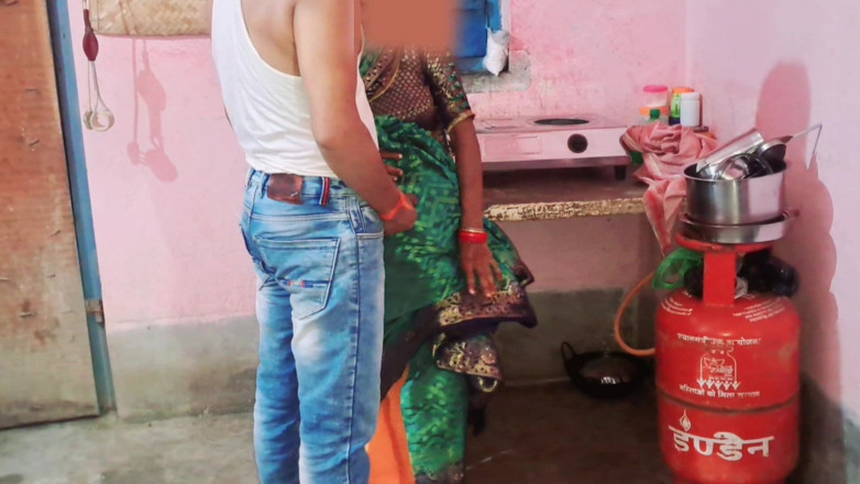 Trilokinath: Gujarati Bhabhi Jasmin Mathur neuken na het kuken