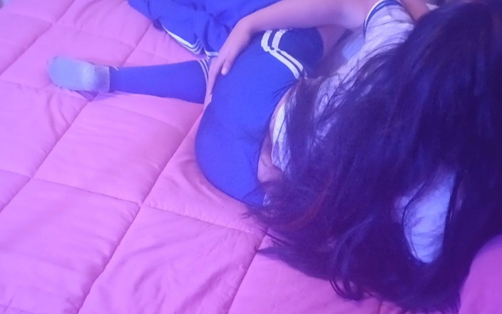 Astrid Cute: Kommilitonen! Mexikanische studentin überraschte ihre stiefvater zu hause beim ficken mit...