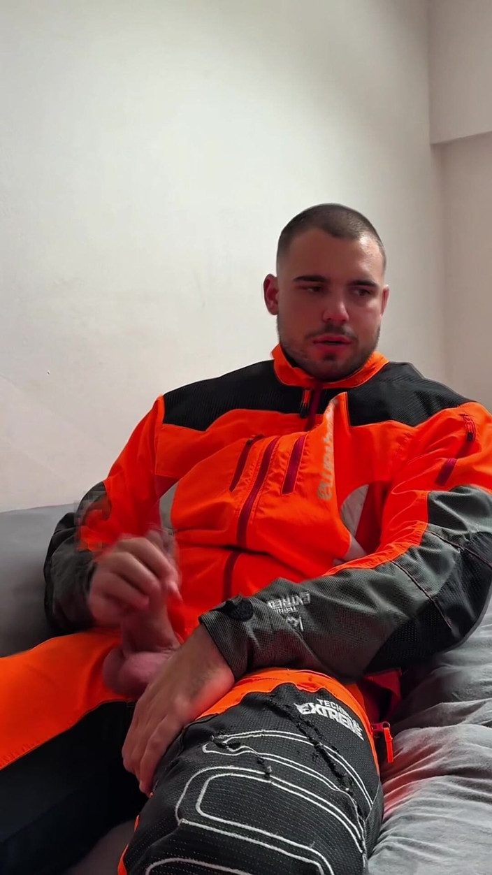 Tyler Blake: Tyler Blake Hivis kerja, fleksi otot, bermain dildo, melancap dalam...