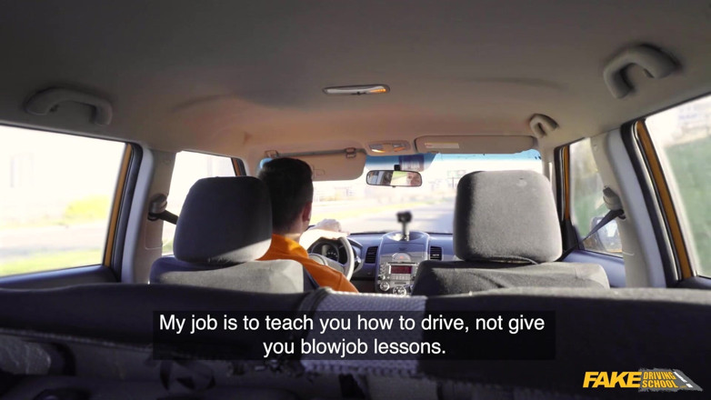 Fake Driving School: Fake Driving College - Daisy Lee prova que aulas de boquete...