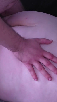 Pantat besar ibu tiri saya - kongkek gaya doggy!