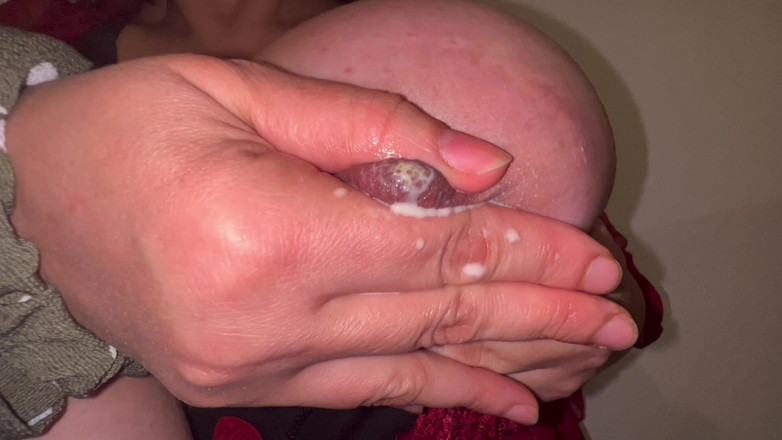 VeeVee Vixen: Muttermilch-squirting