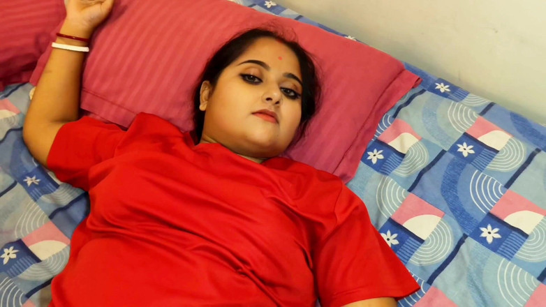 Raja puja: Horny Bengali Bhabhi Fucks Her Devar in Delhi