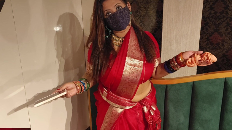 IndianMyra07: Indická macecha přistihla svého nevlastního syna, jak si honí s...