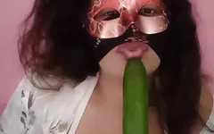Une bébé sexy baise avec son copain