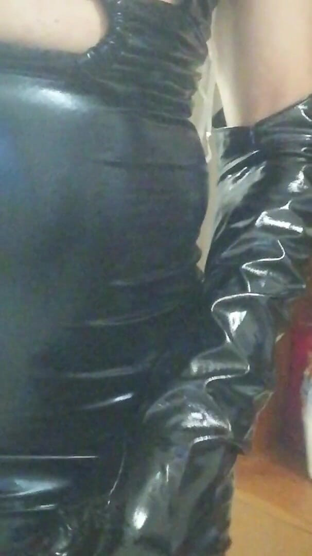 Latex Dress (Luisa 77)