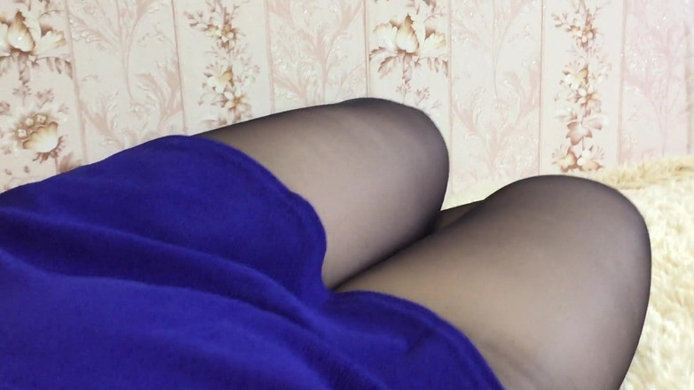 Lux Eva: 在我的脚上撸管