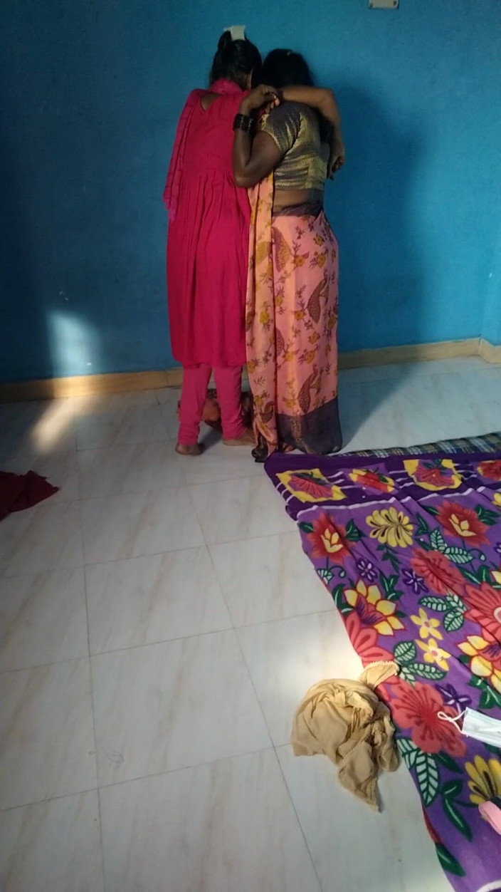 Tamil lesbian: Przypadkowa rozmowa rogacz para